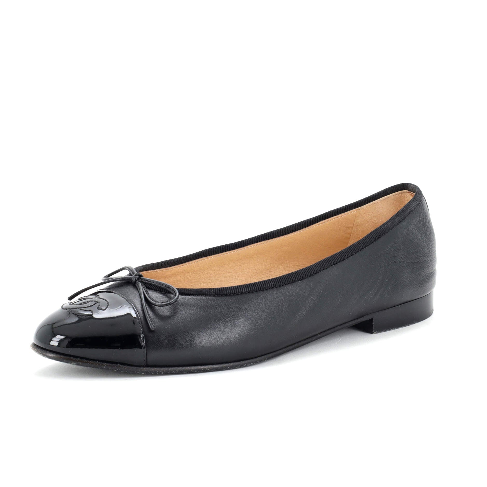 Women's CC Cap Toe Bow Ballerina Flats Leather and Patent