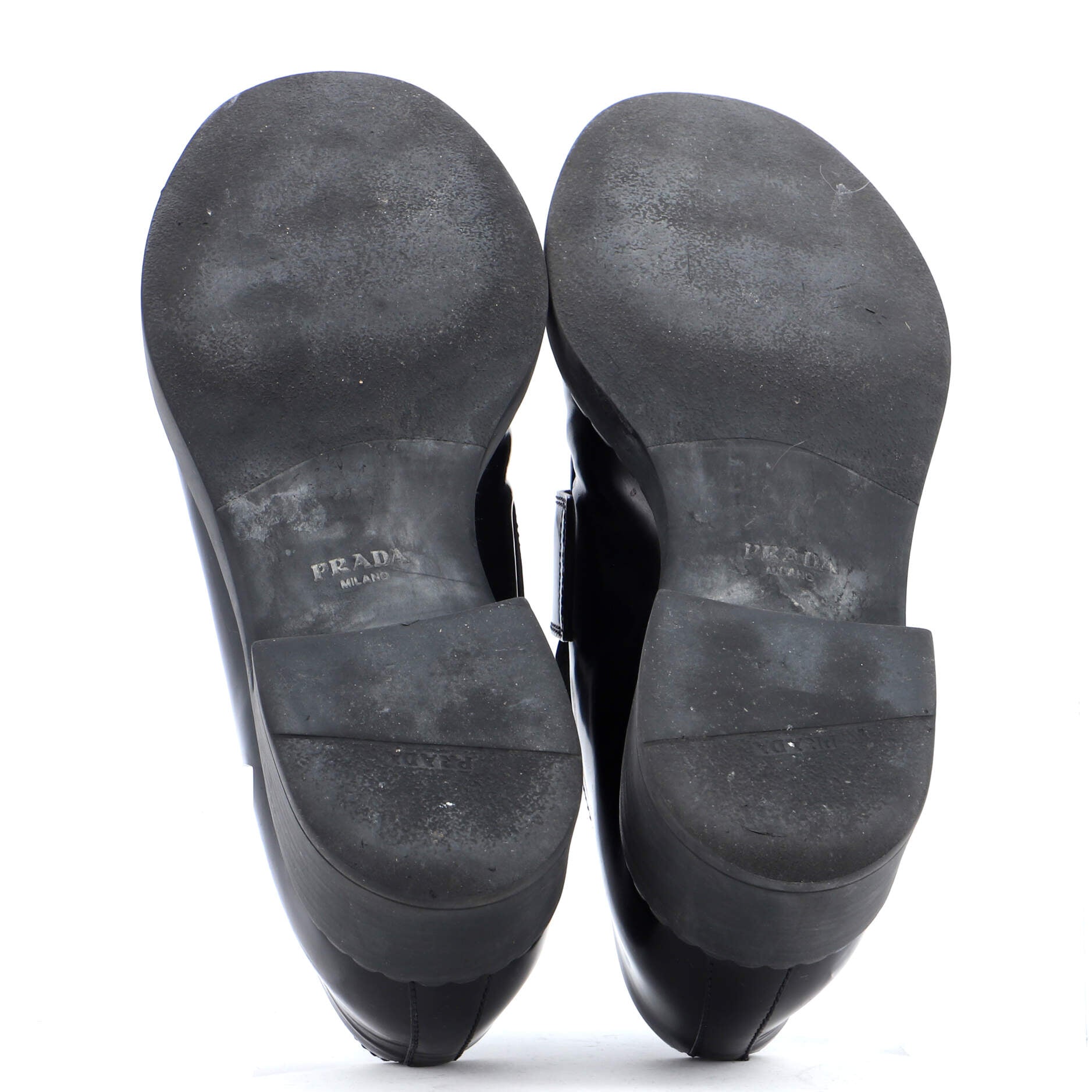 Women's Triangle Logo Loafers Spazzolato Leather