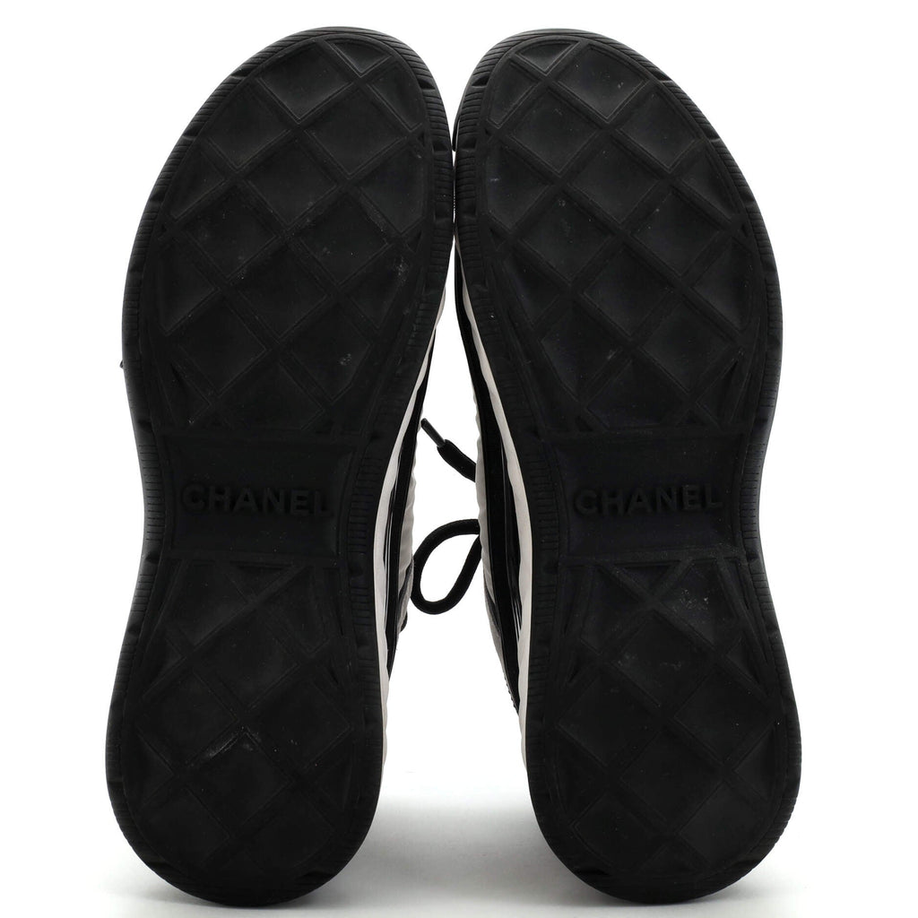Women's CC Cap Toe Logo Sneakers Mixed Fibers