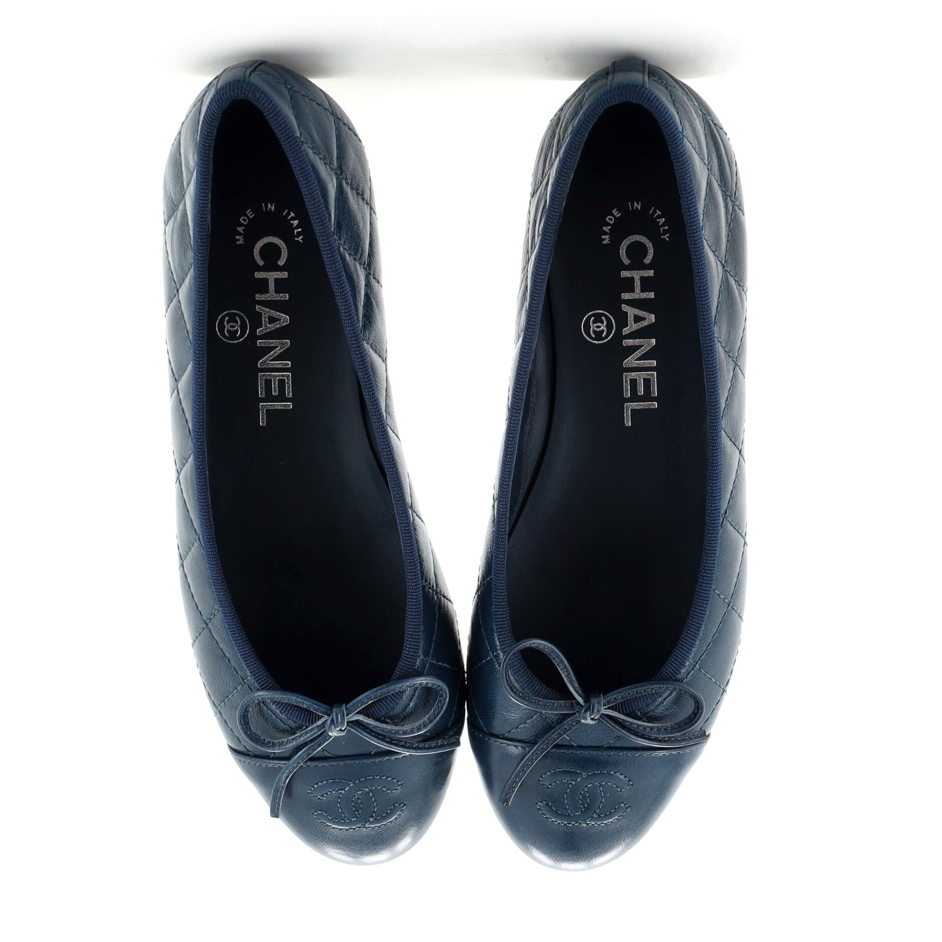 Women's CC Cap Toe Bow Ballerina Flats Quilted Leather