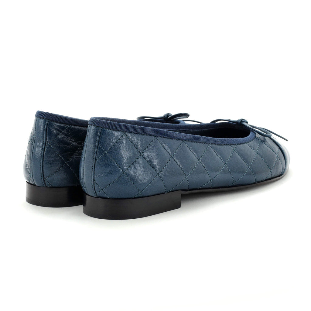 Women's CC Cap Toe Bow Ballerina Flats Quilted Leather