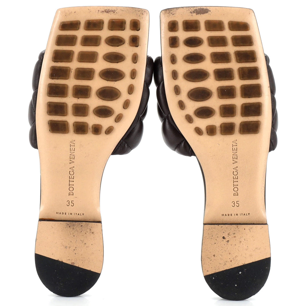Women's The Padded Flat Sandals Matelasse Leather