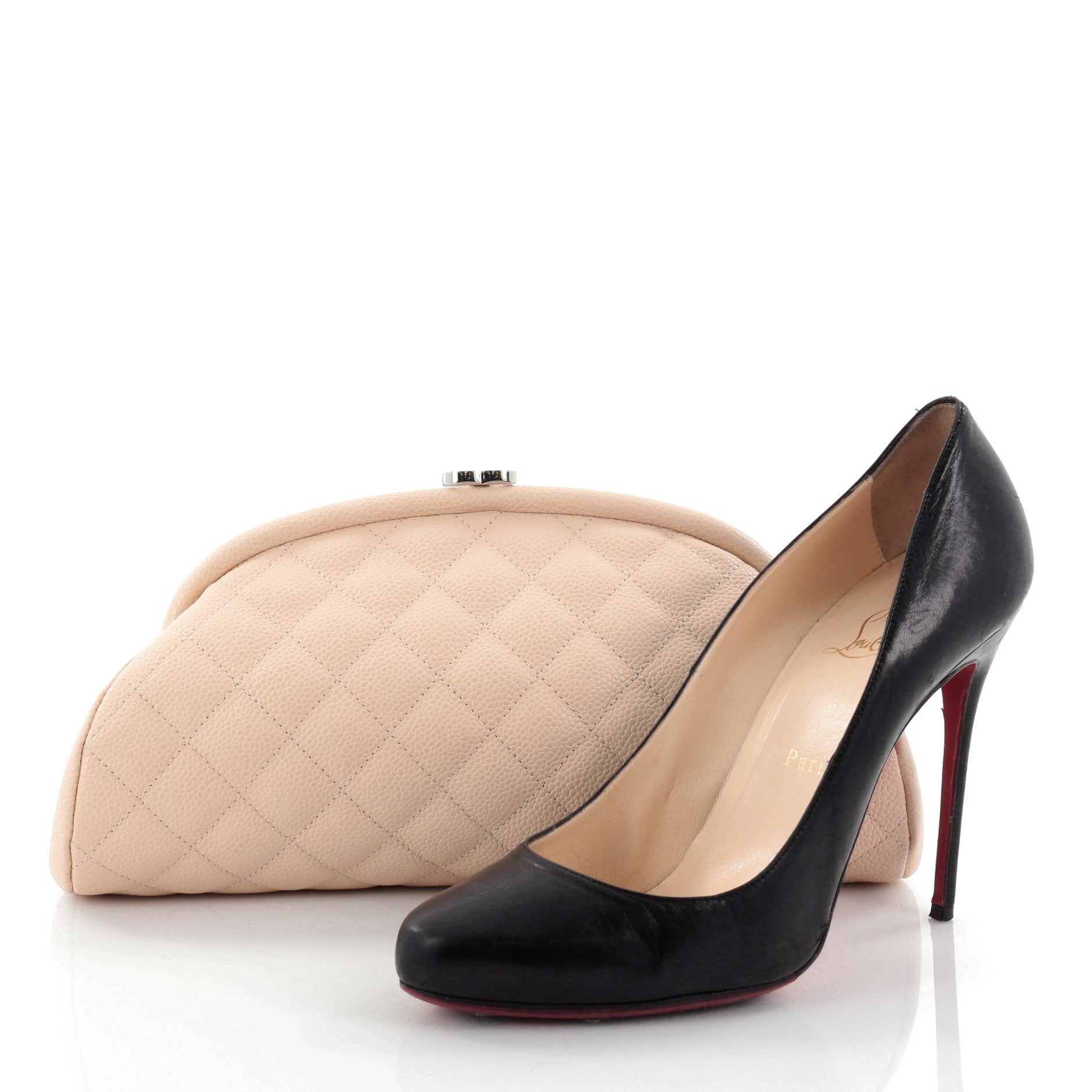 Timeless Clutch Quilted Caviar