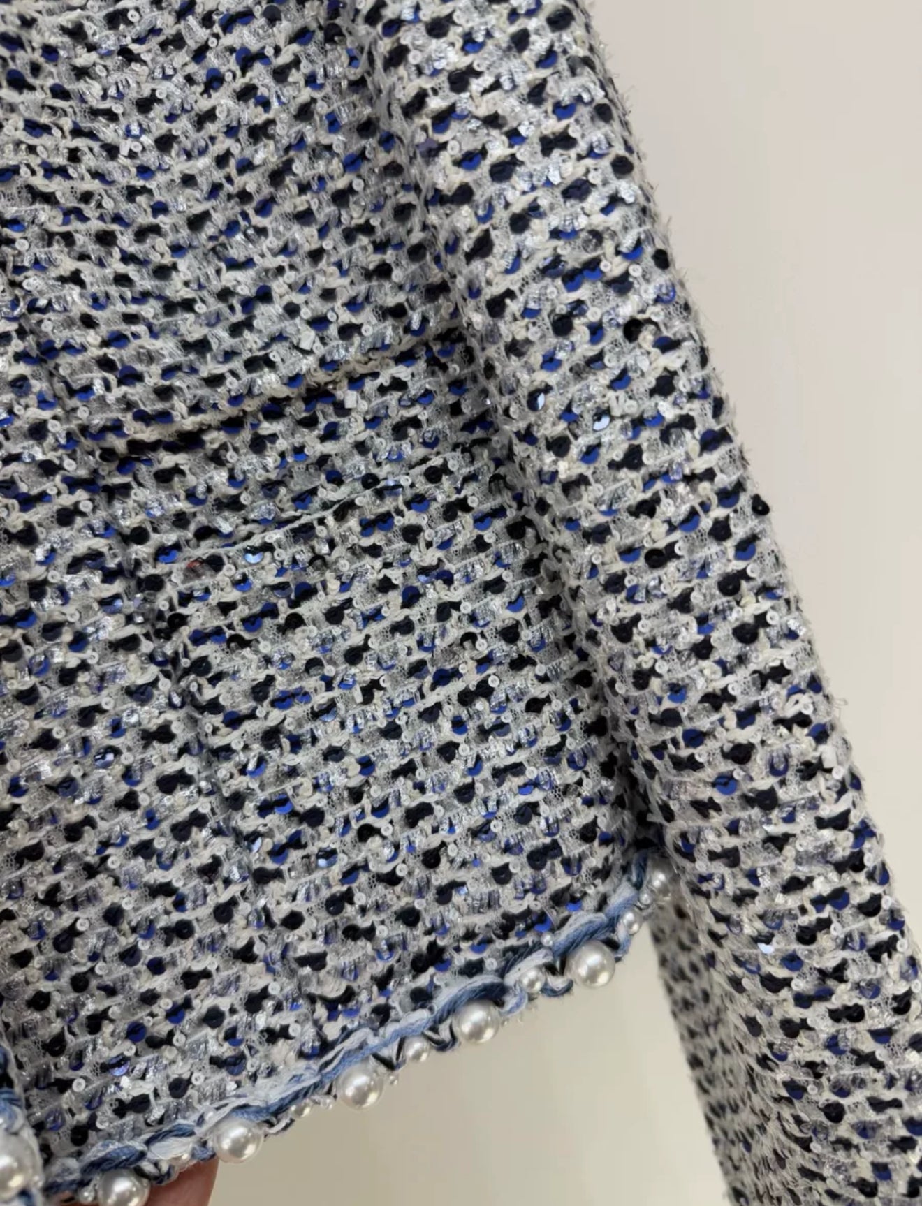 Chanel 25P white and blue pearl sequinned Tweed jacket