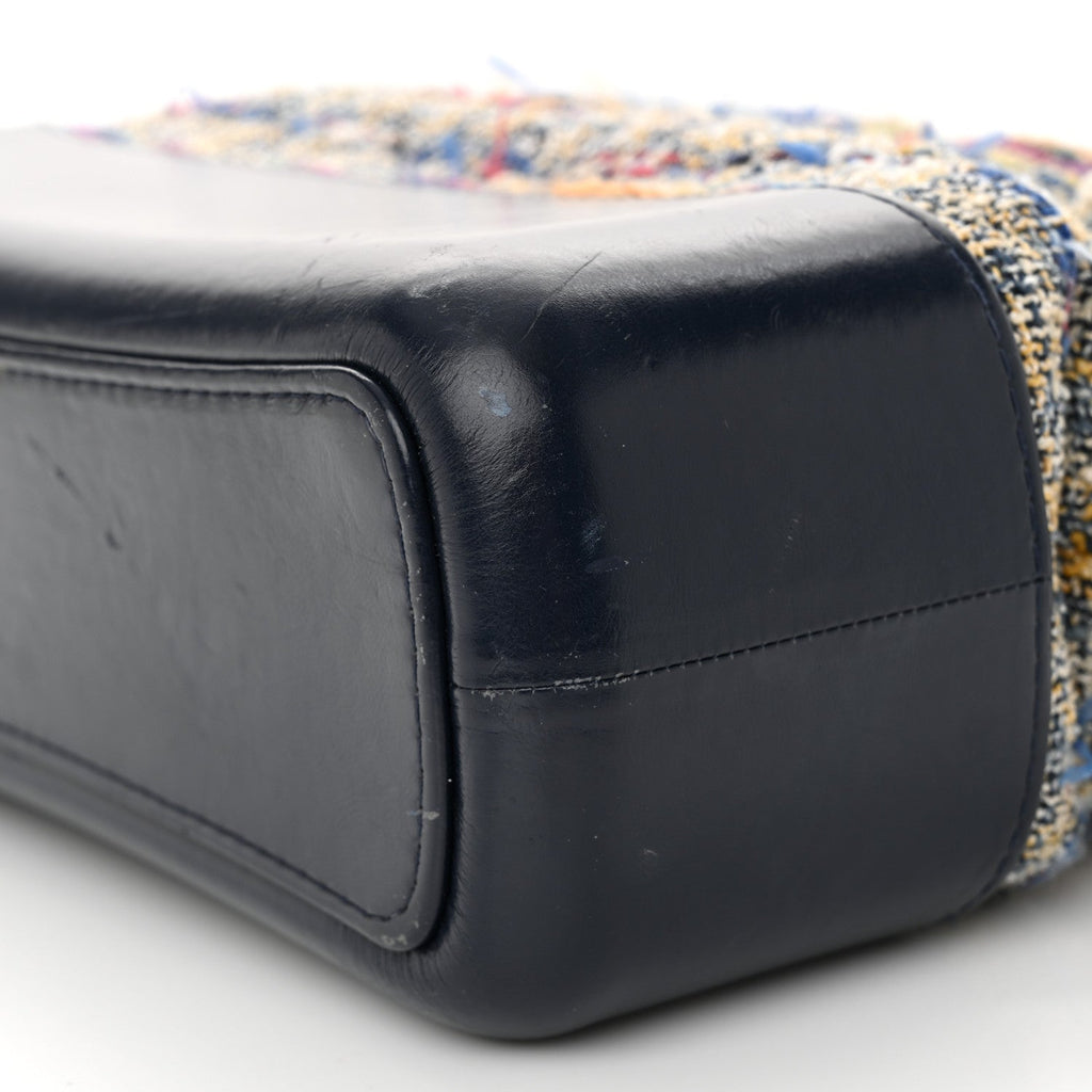 Tweed Calfskin Quilted Medium Gabrielle Hobo Navy