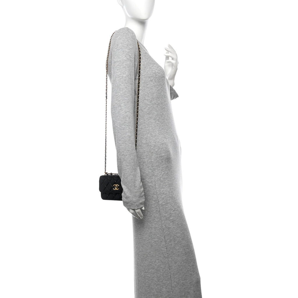Lambskin Quilted Dynasty Flap Phone Holder With Chain Black