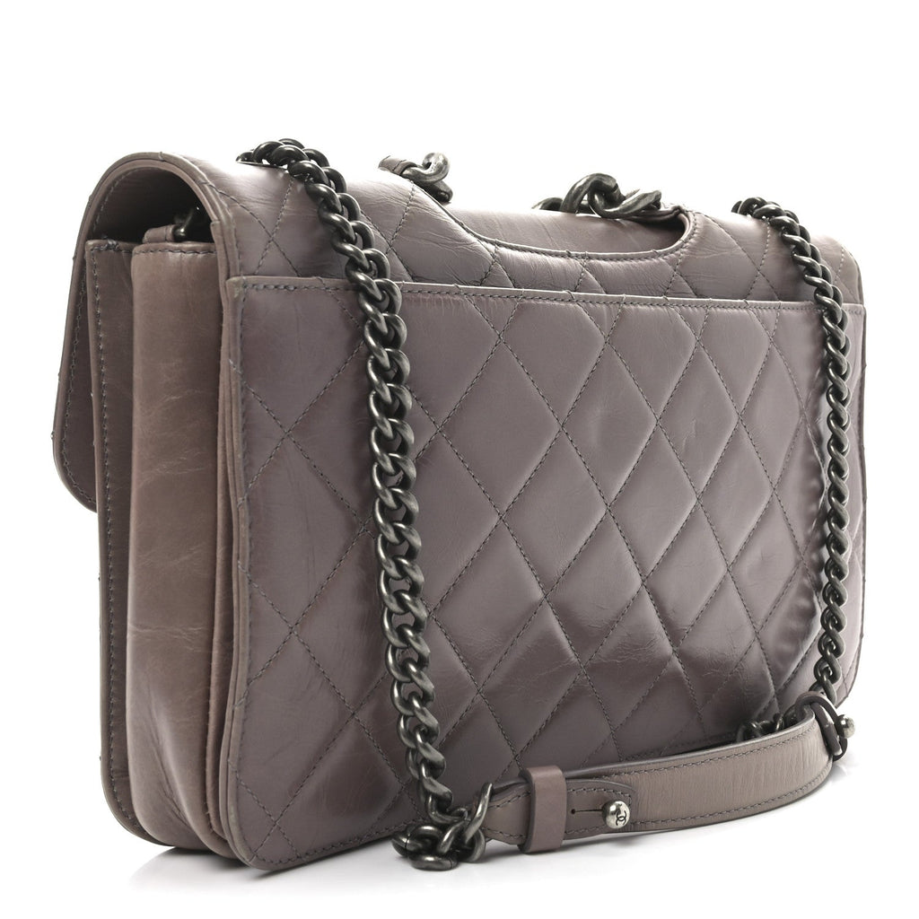 Glazed Calfskin Quilted Large Perfect Edge Flap Light Pink