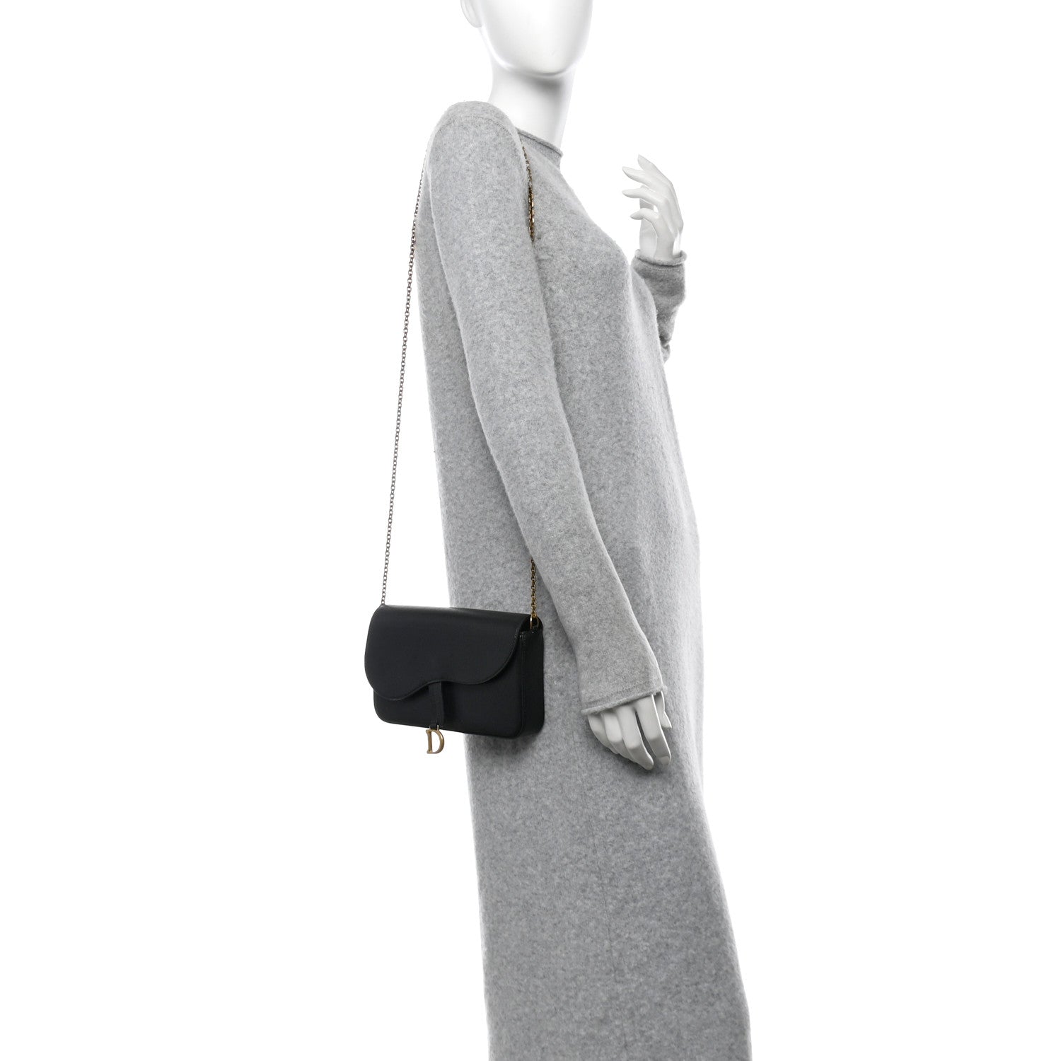 Goatskin Medium Saddle Pouch With Chain Black
