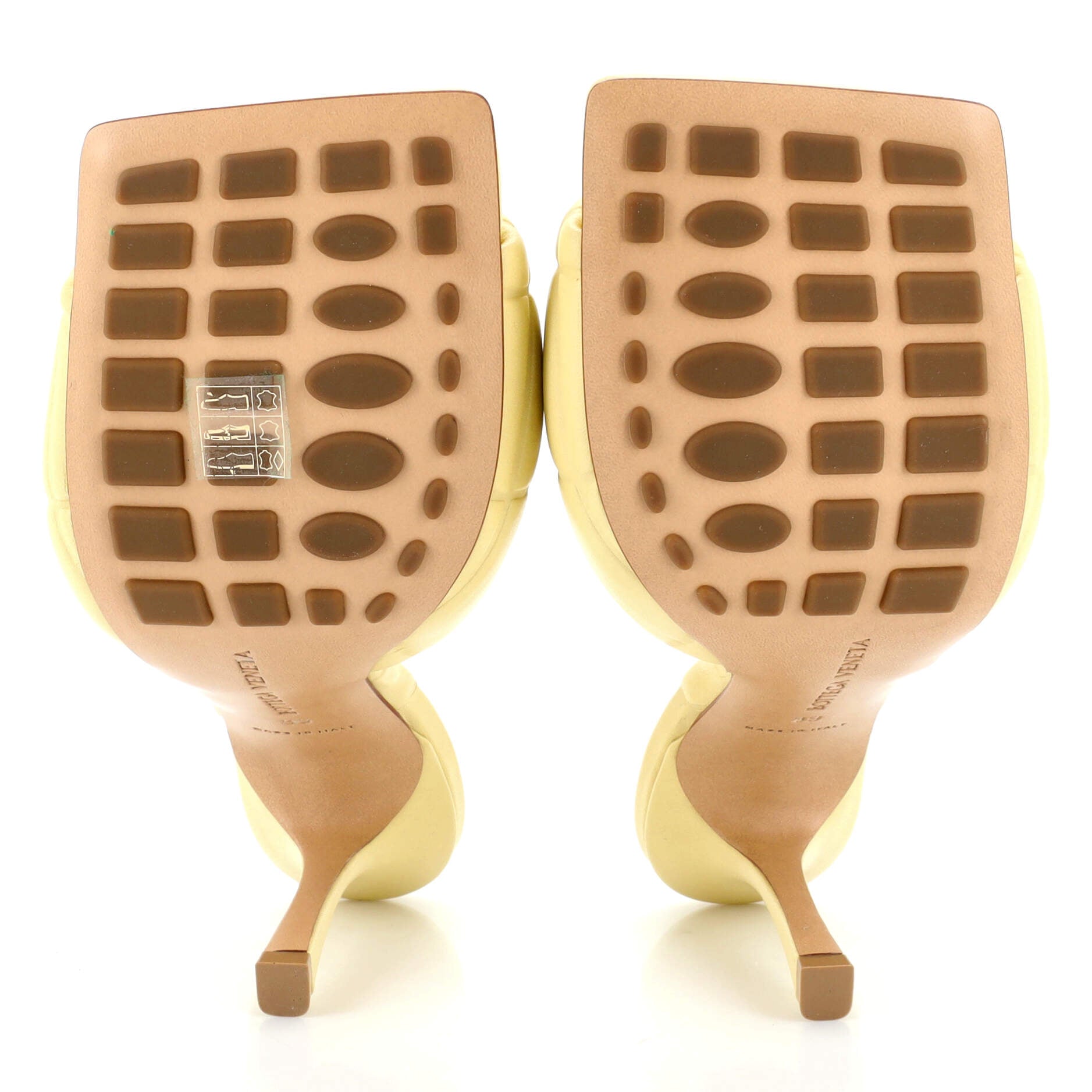 Women's Lido Heeled Sandals Quilted Embossed Leather