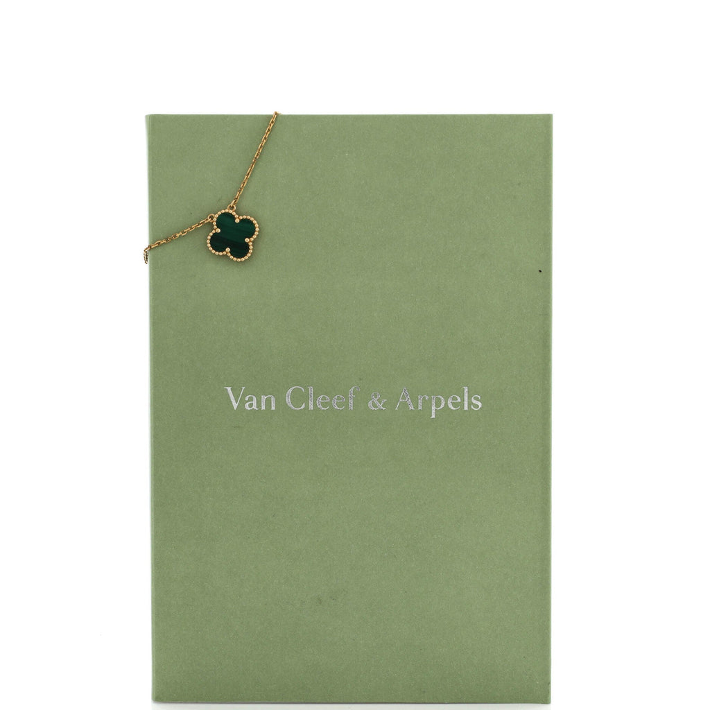 Vintage Alhambra Pendant Necklace 18K Yellow Gold and Malachite