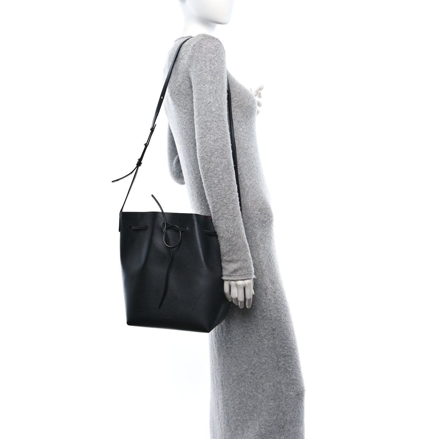 Calfskin Bucket Bag Black Flamma