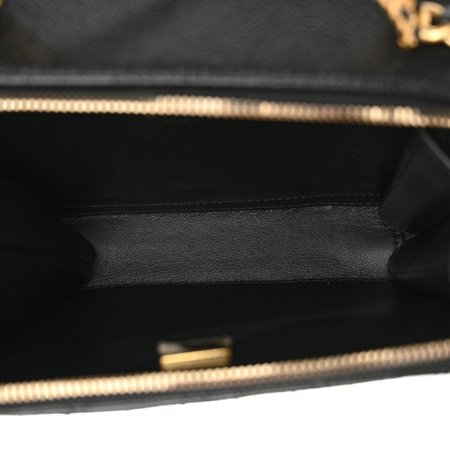 Caviar Quilted Small Pick Me Up Vanity Case Black