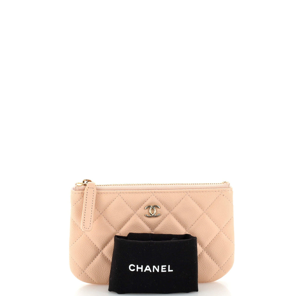 Classic O Case Pouch Quilted Caviar Mini