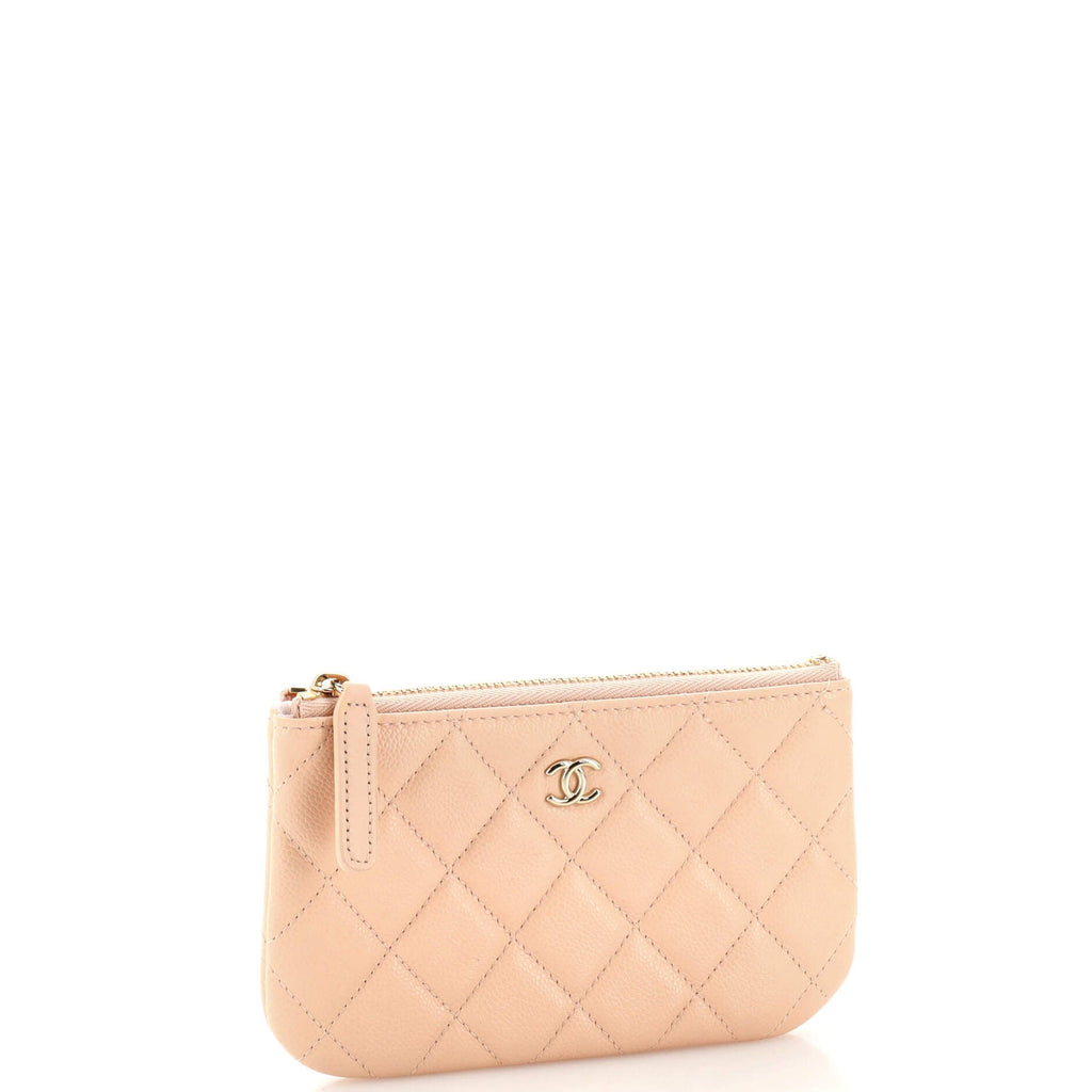 Classic O Case Pouch Quilted Caviar Mini