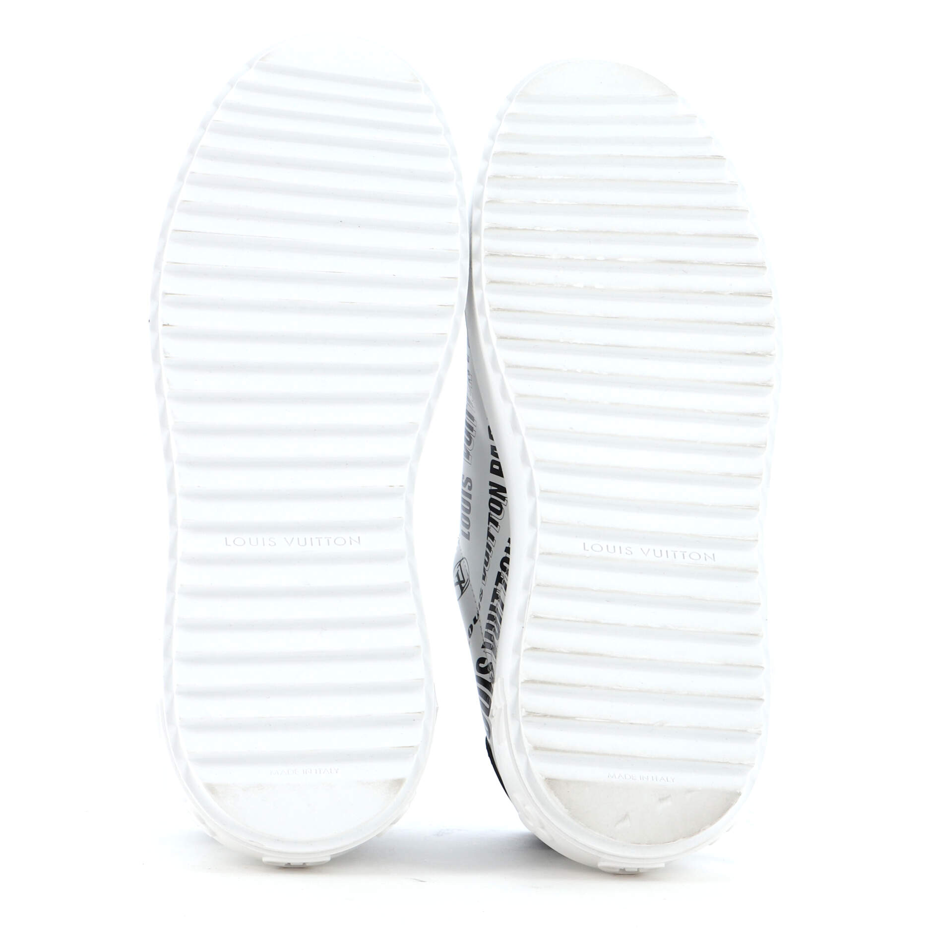 Women's Time Out Sneakers Allover Print Graphic Signature  Leather