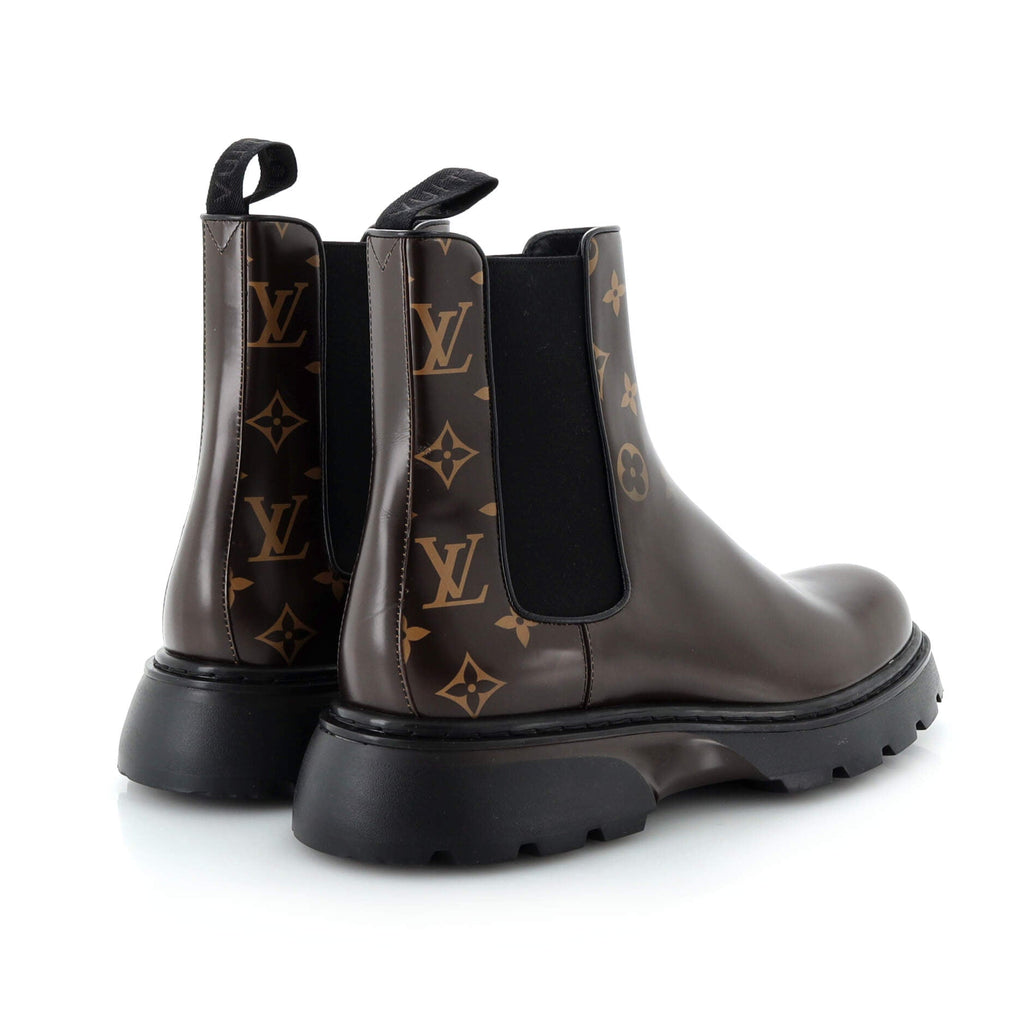 Men's Bold Ankle Chelsea Boots Printed Monogram Leather