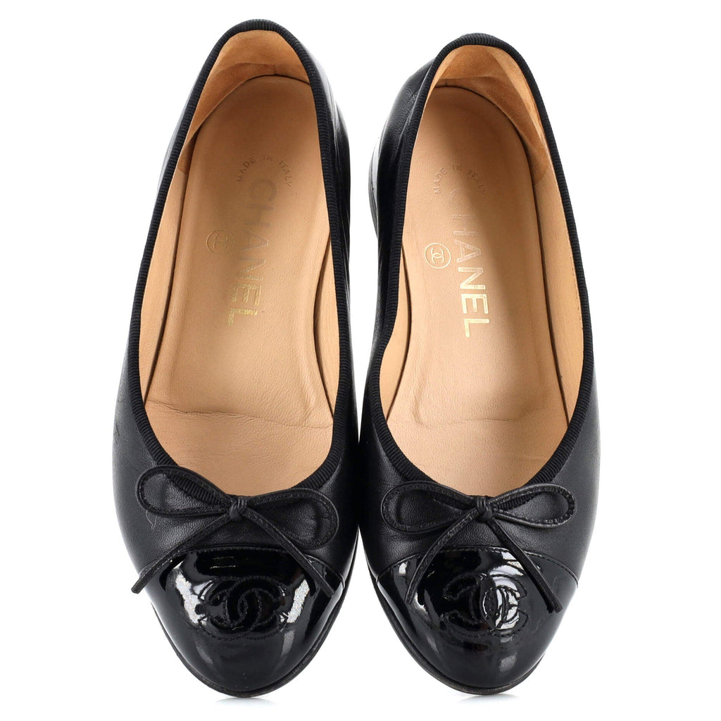 Women's CC Cap Toe Bow Ballerina Flats Leather and Patent