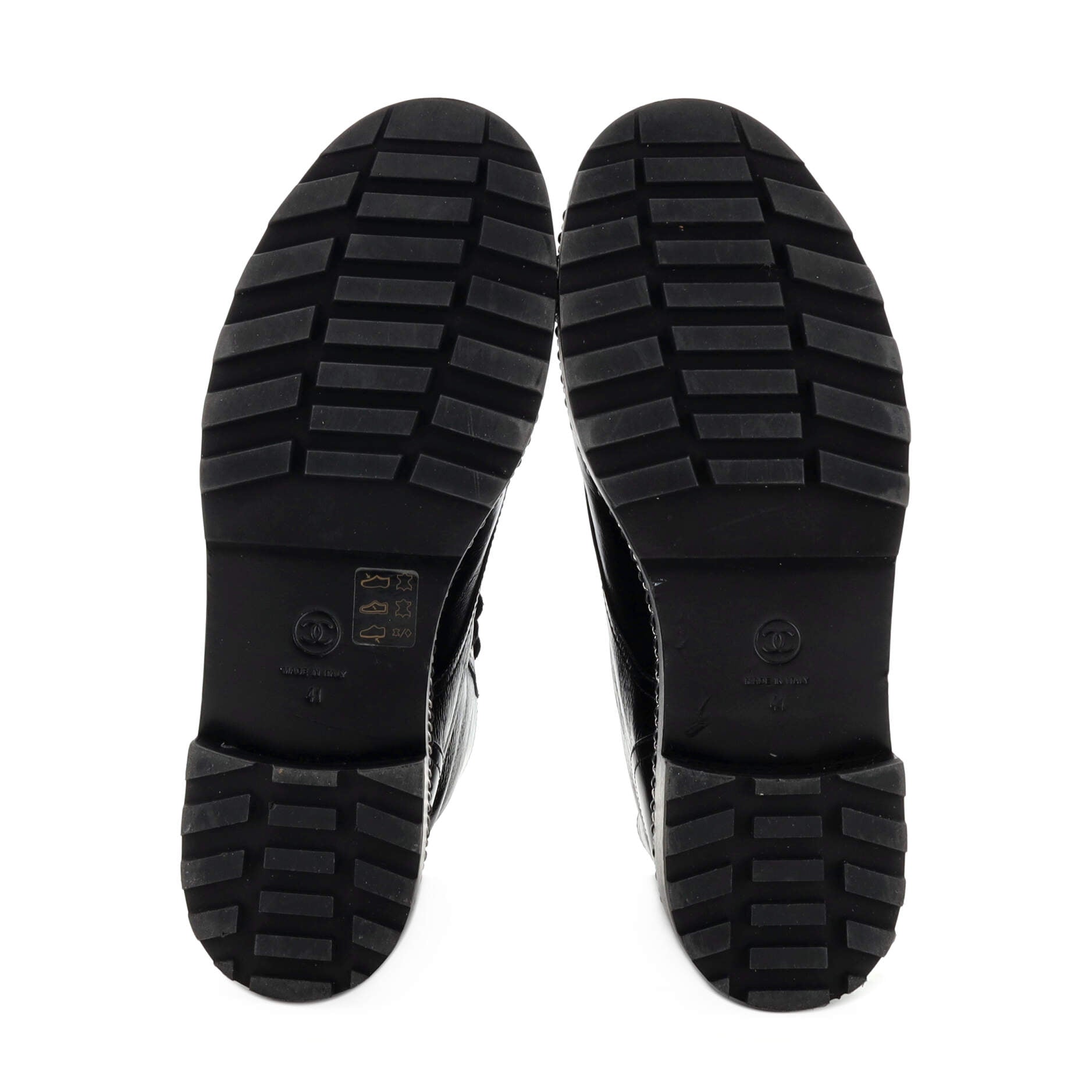 Women's Cap Toe CC Chain Around Pearl Combat Boots Leather