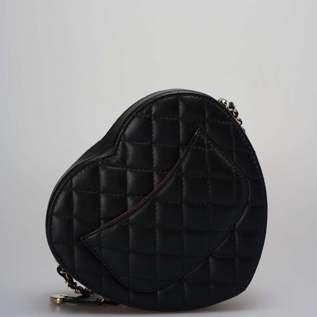 Chanel Lambskin Quilted CC In Love big Heart Clutch With Chain in Black