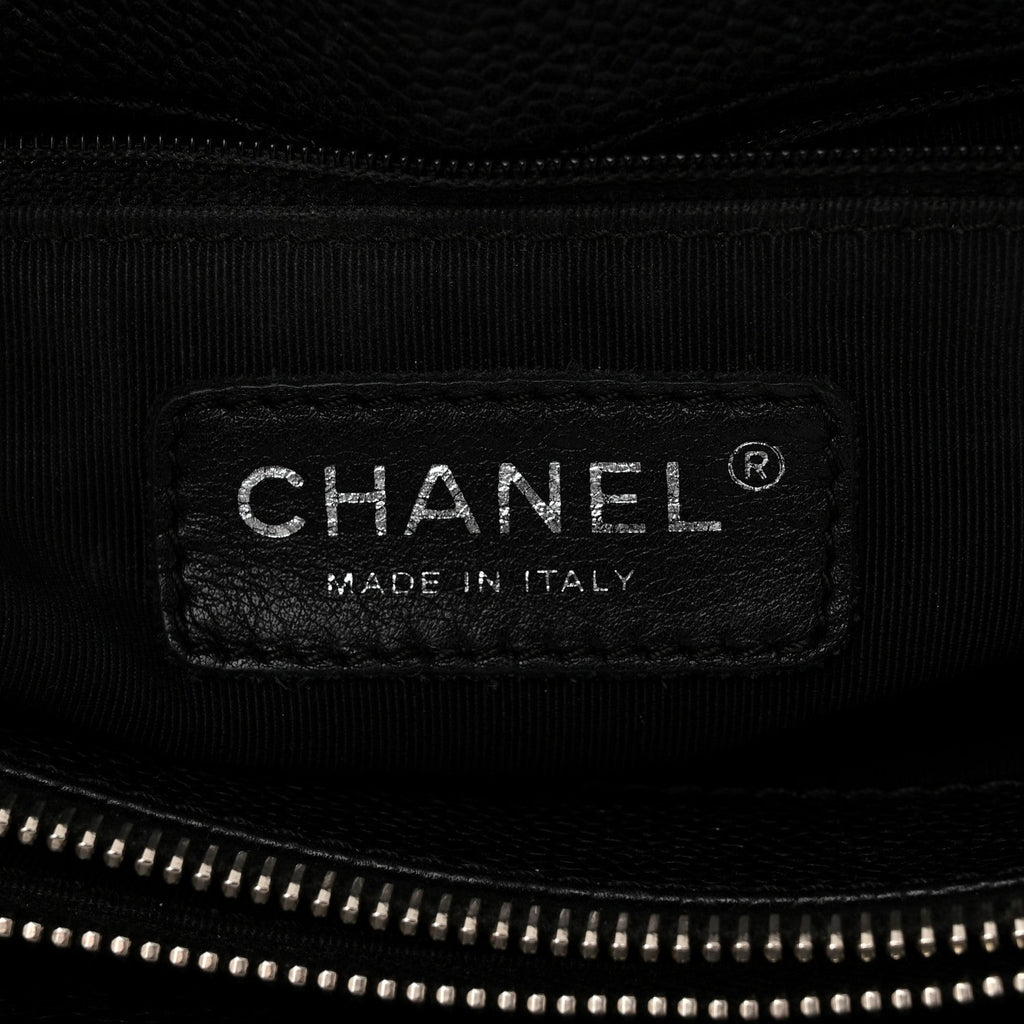 Caviar Quilted Grand Shopping Tote GST Black