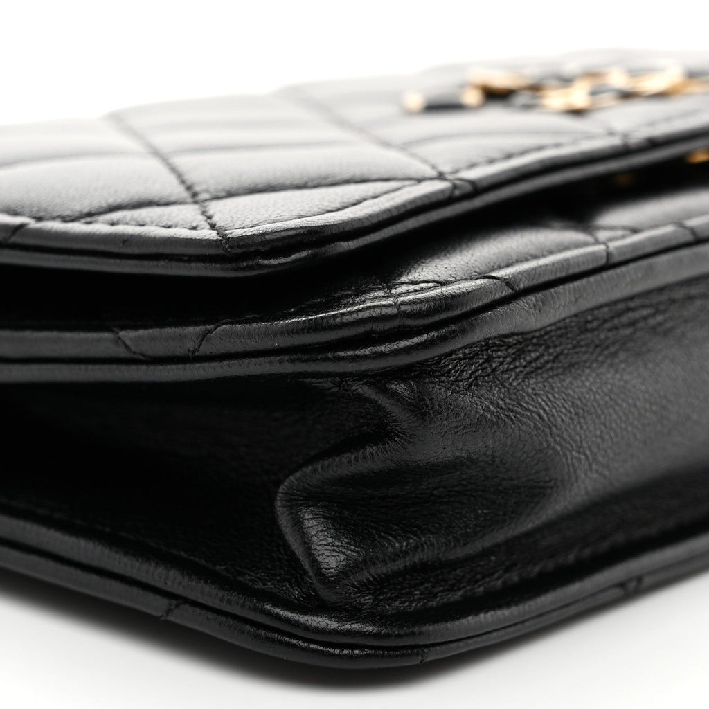 Lambskin Quilted Infinity Wallet On Chain WOC Black