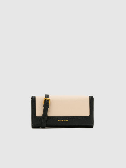 Carrie Wallet