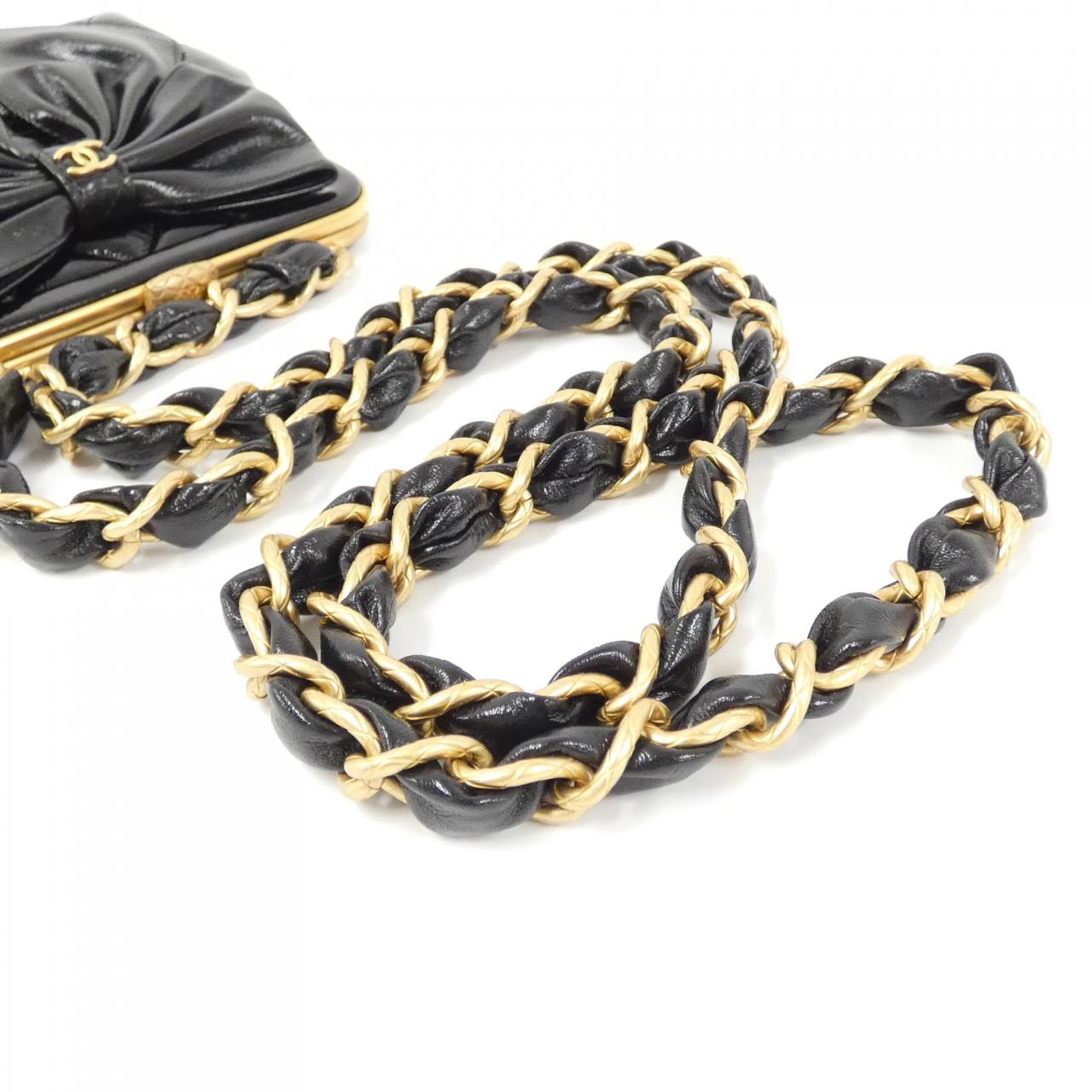 Chanel AP4028 Enamel Lambskin Chain Clutch