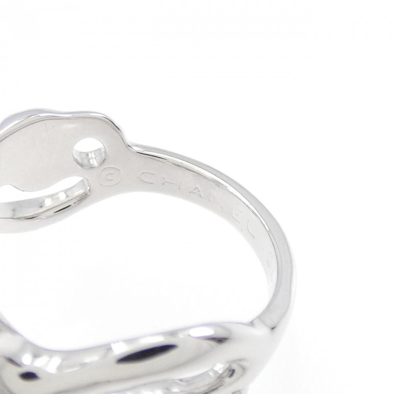 Chanel Camelia 750 White Gold Diamond Ring Size 9