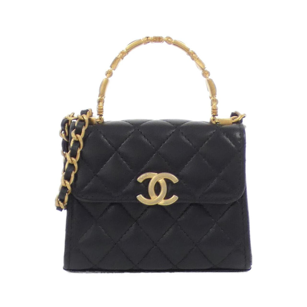 Chanel AP2944 Lambskin Chain Clutch