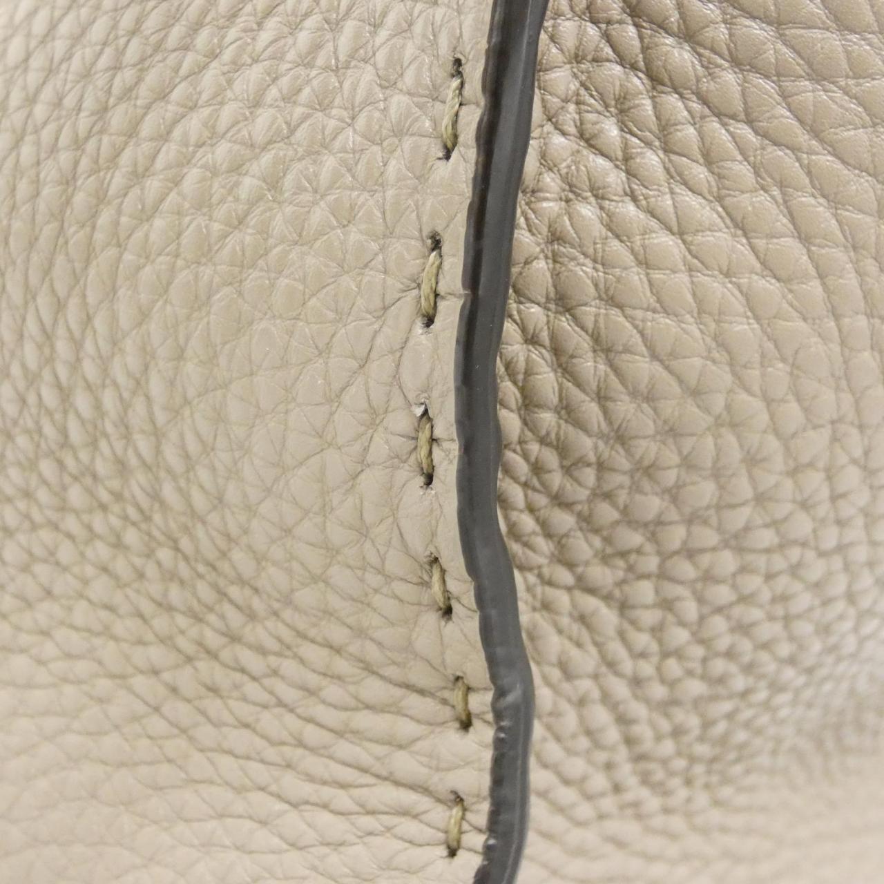 Fendi Selleria Peekaboo Calf Handbag
