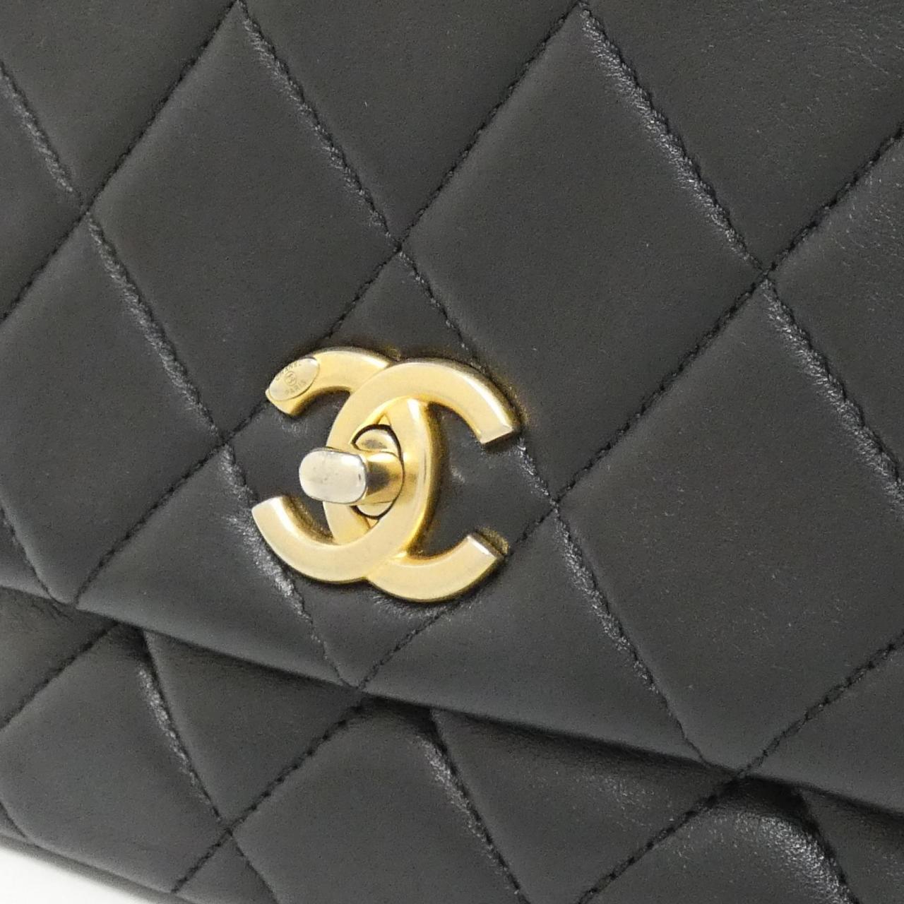 Chanel AS2734 Lambskin Shoulder Bag