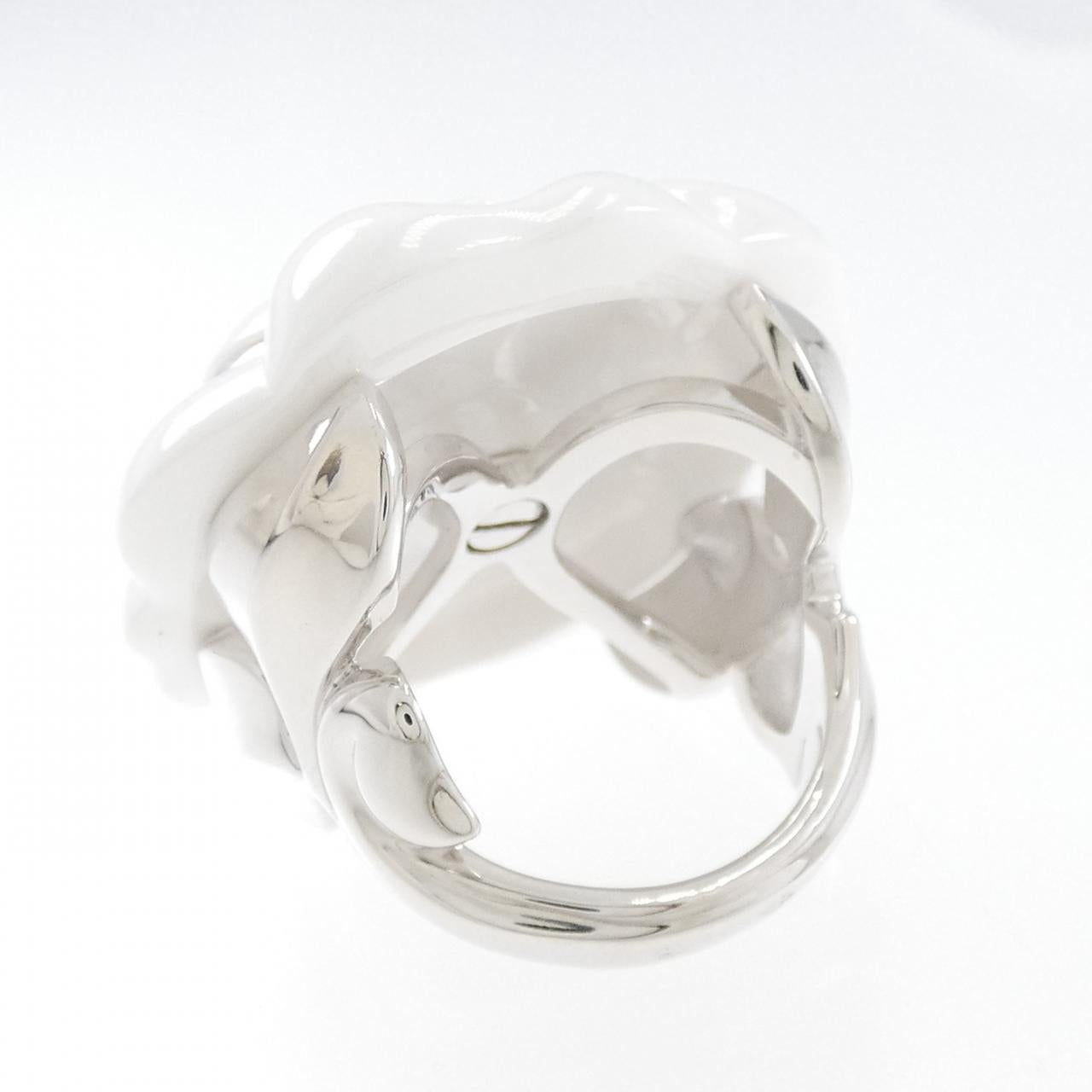 Chanel Camelia 750 White Gold Ceramic Diamond Ring