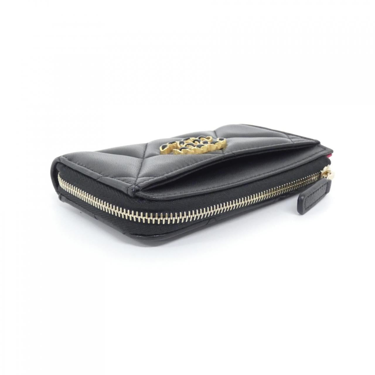 Chanel Chanel 19 Lambskin  Case