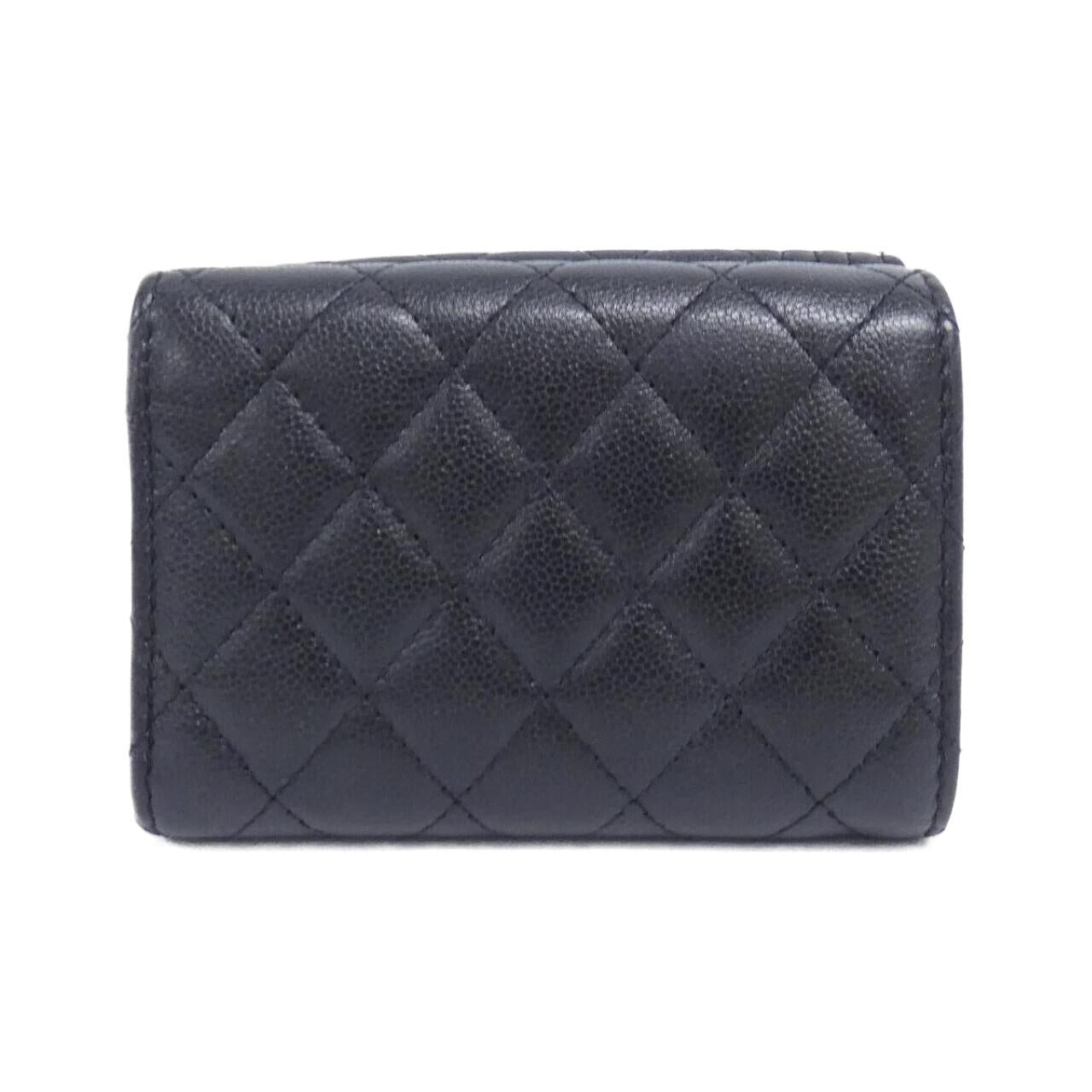 Chanel Boy Chanel Caviar Skin Wallet