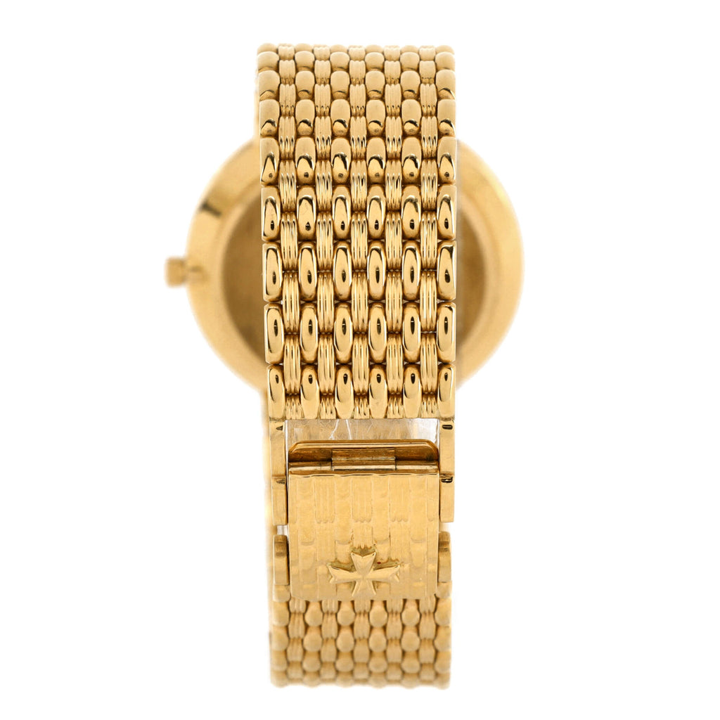 Essential Manual Watch Yellow Gold with Diamond Bezel 31