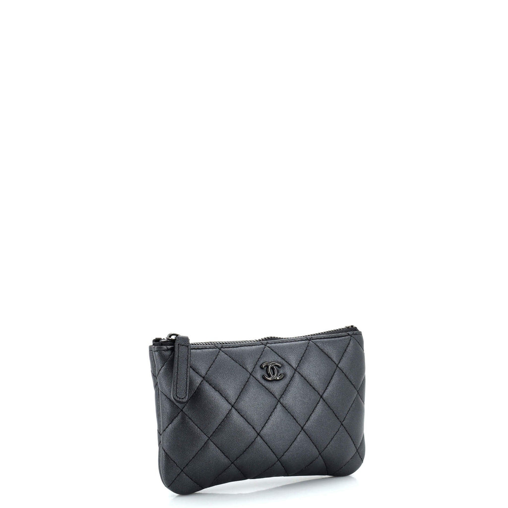 Classic O Case Pouch Quilted Lambskin Mini