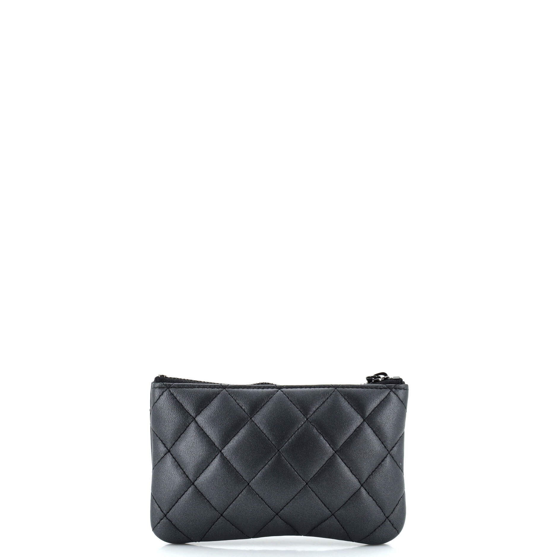 Classic O Case Pouch Quilted Lambskin Mini