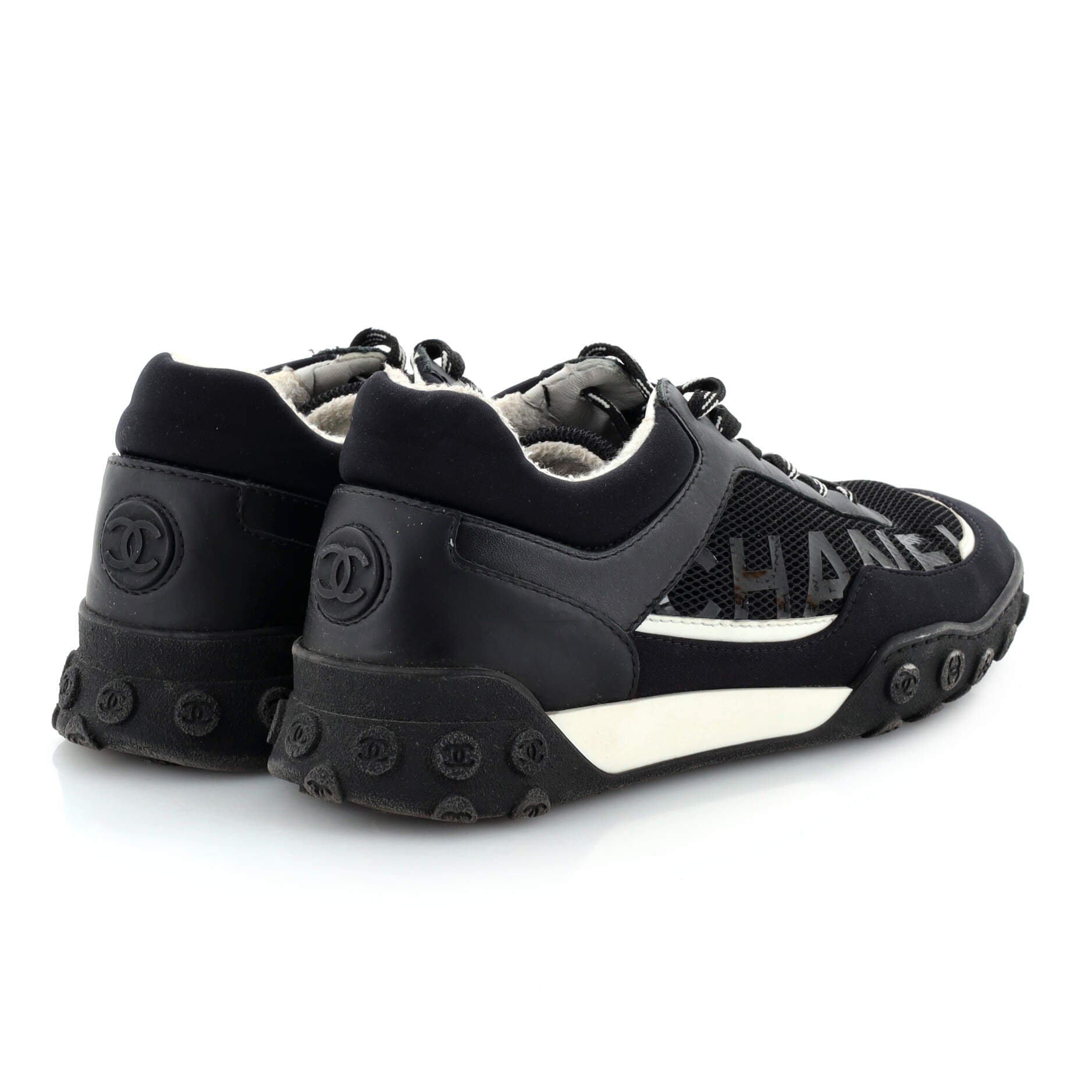 Women’s CC Logo Low-Top Sneakers Leather and Fabric with Suede