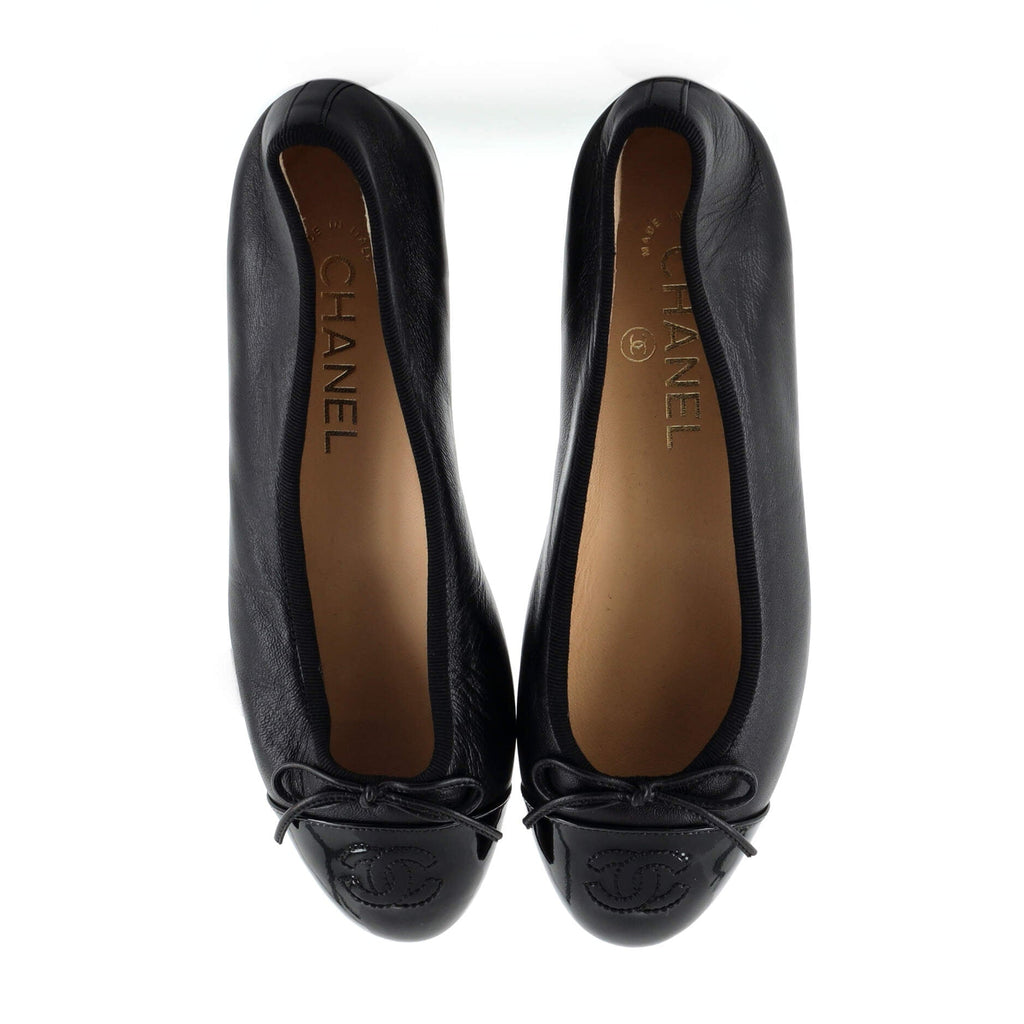 Women's CC Cap Toe Bow Ballerina Flats Leather and Patent