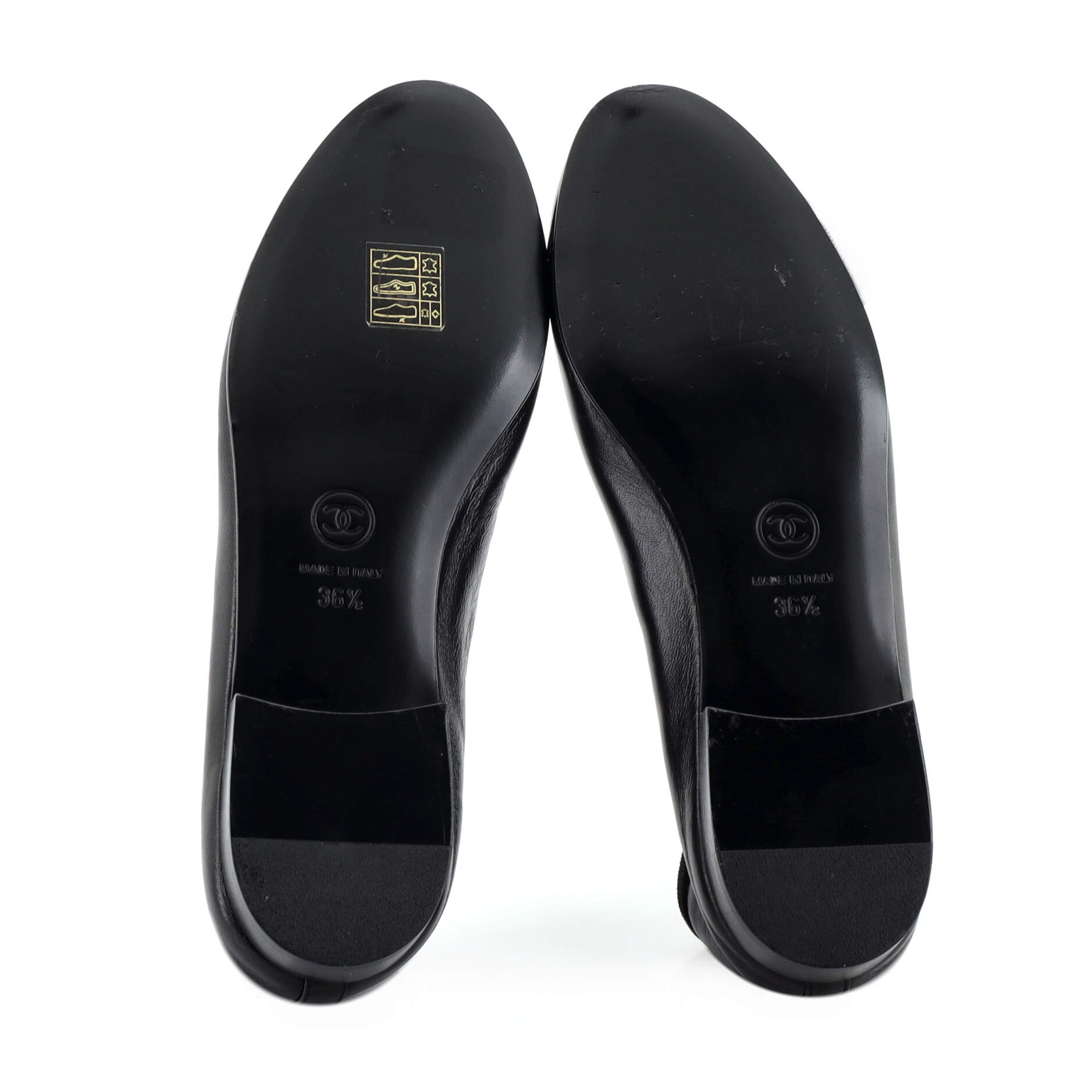Women's CC Cap Toe Bow Ballerina Flats Leather and Patent