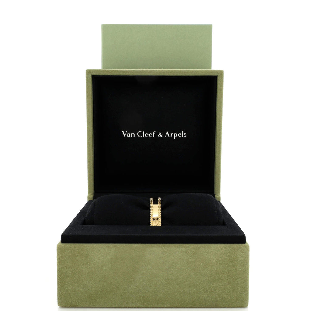 Perlee Signature Bracelet 18K Yellow Gold