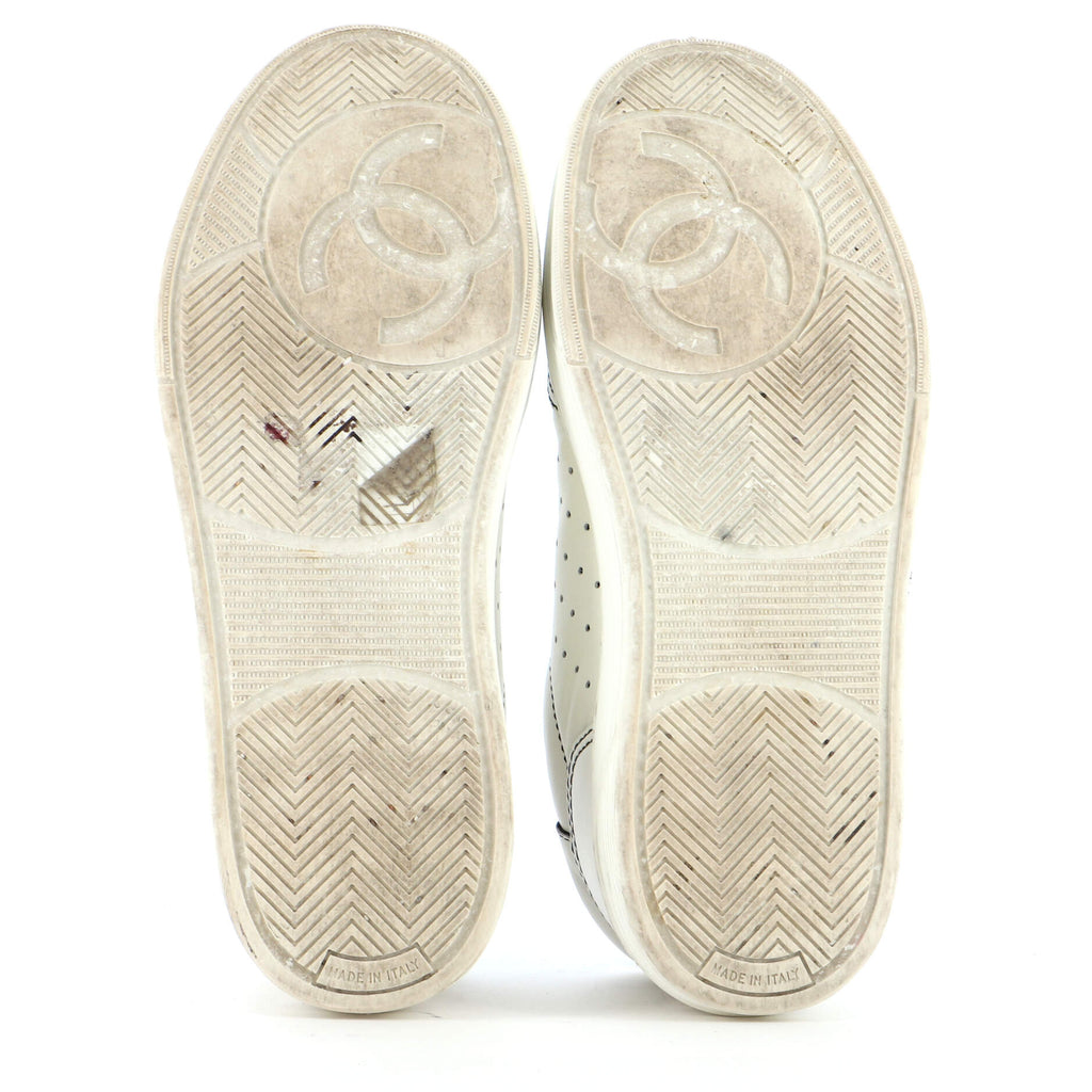Women's Logo Low-Top Sneakers Leather