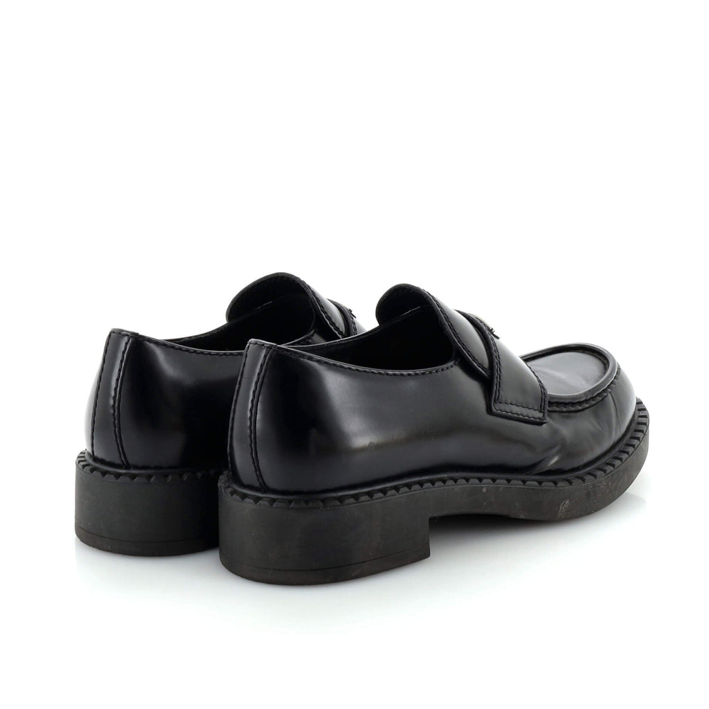 Men's Triangle Logo Loafers Spazzolato Leather
