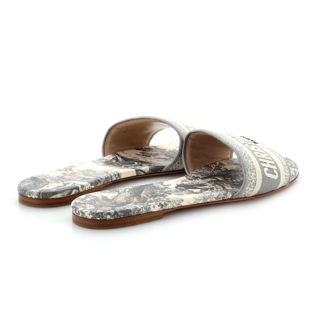 Women's Dway Flat Sandals Embroidered Canvas