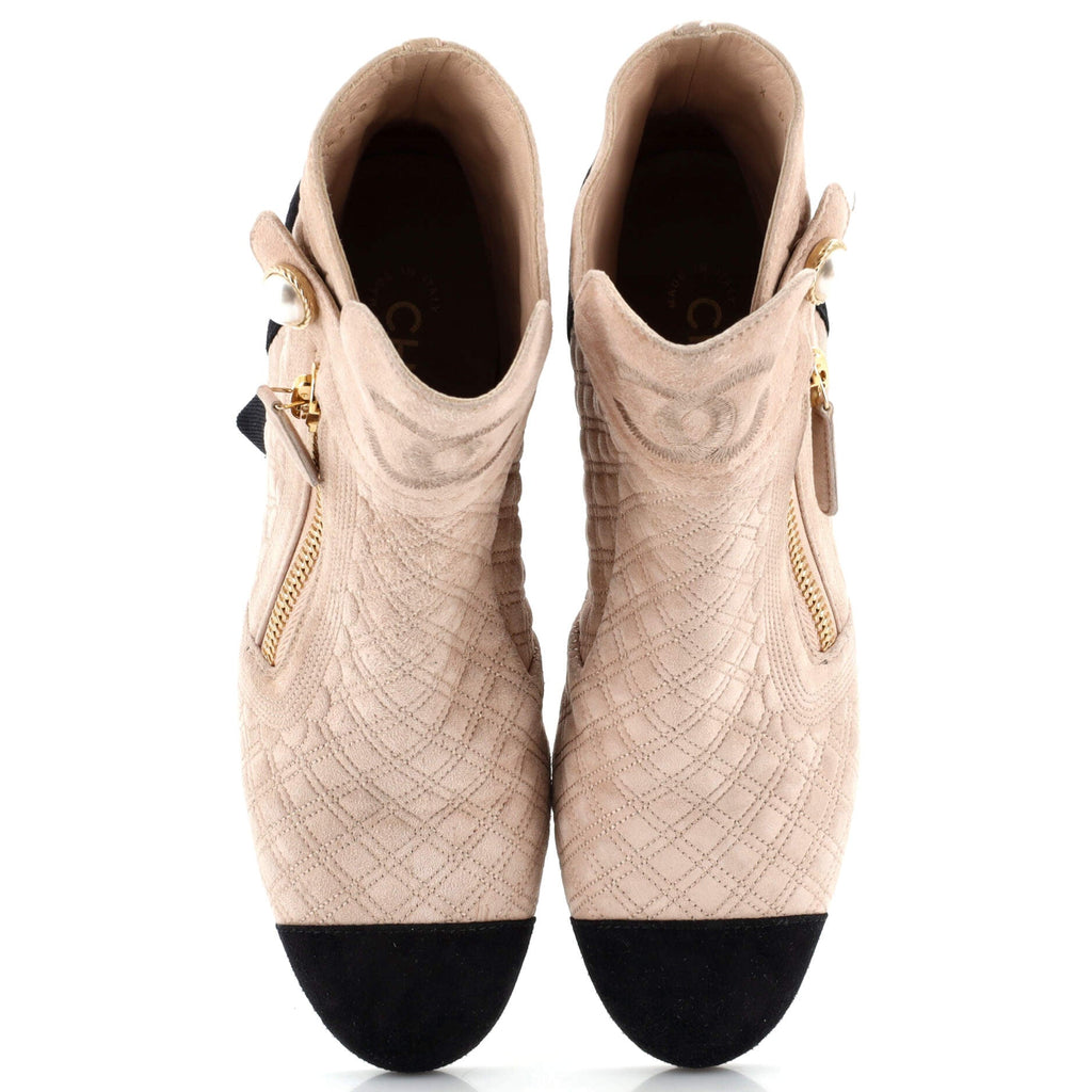 Women's Pearl Detail CC Cap Toe Short Ankle Boots Quilted Suede