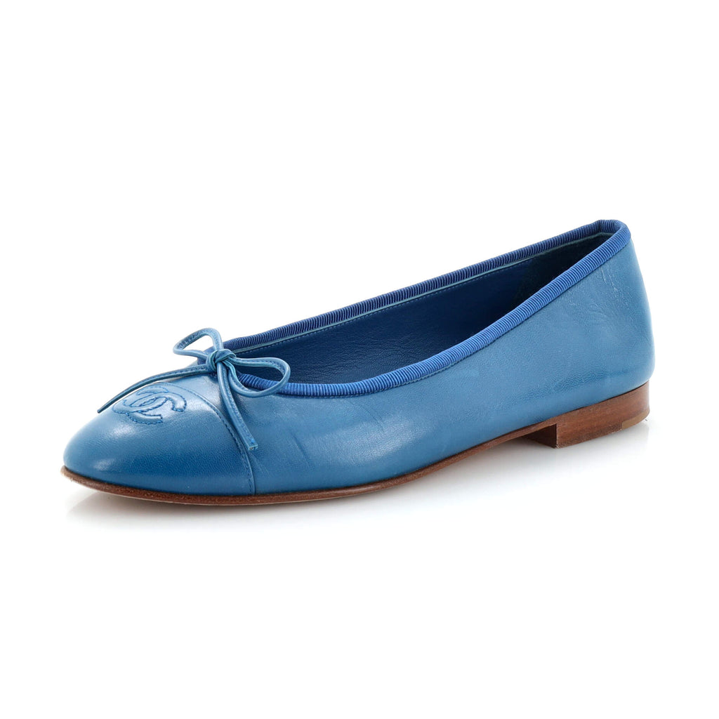Women's CC Cap Toe Bow Ballerina Flats Leather