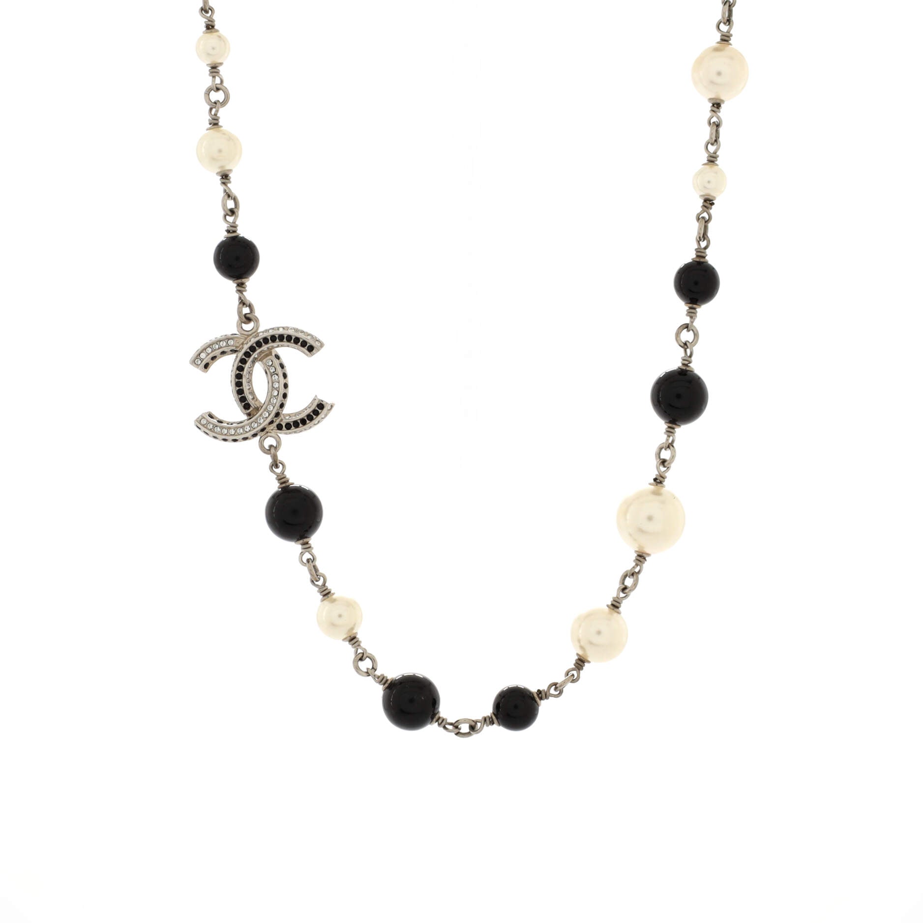 CC Choker Necklace Metal with Faux Pearls and Beads