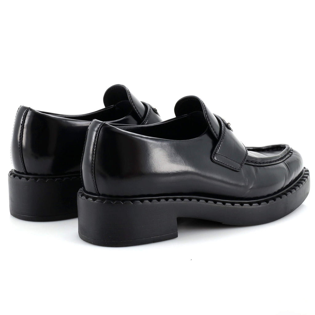 Women's Triangle Logo Loafers Spazzolato Leather