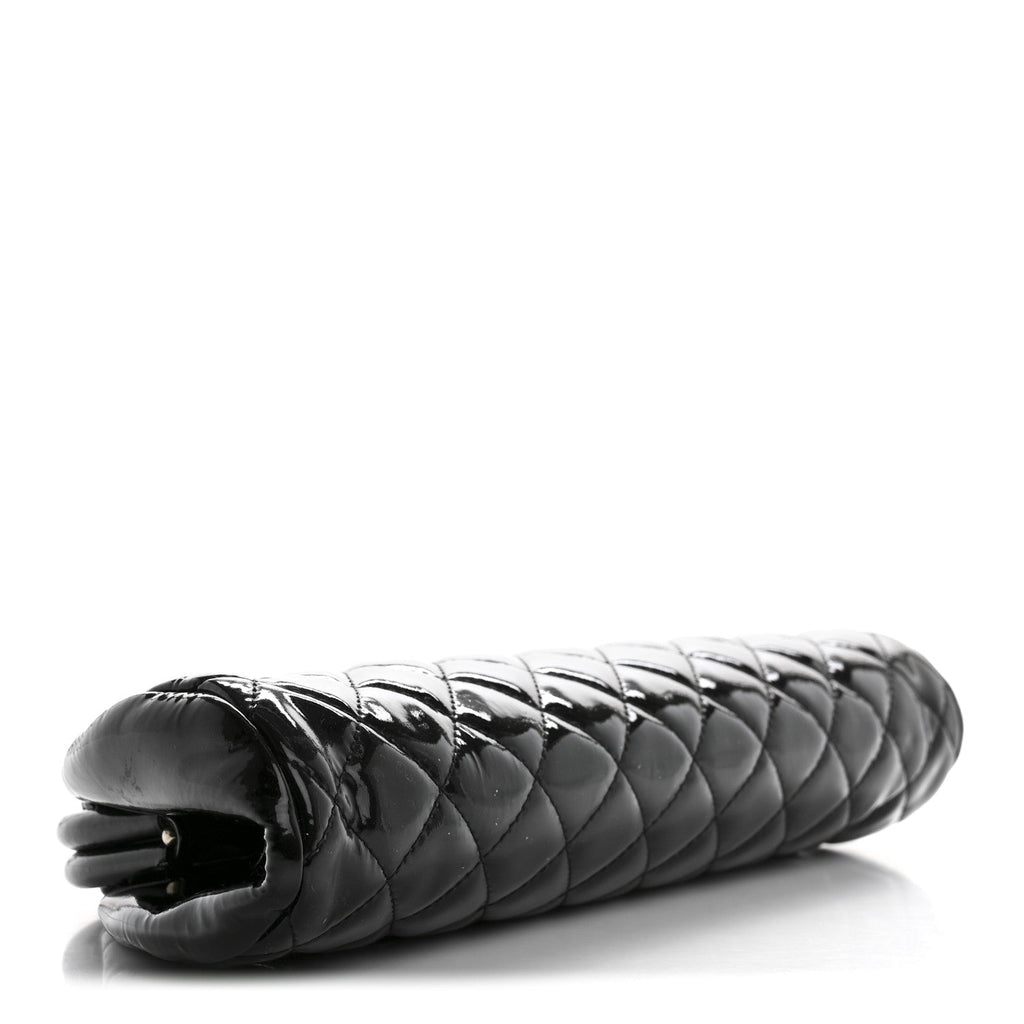 Patent Quilted Timeless Clutch Black