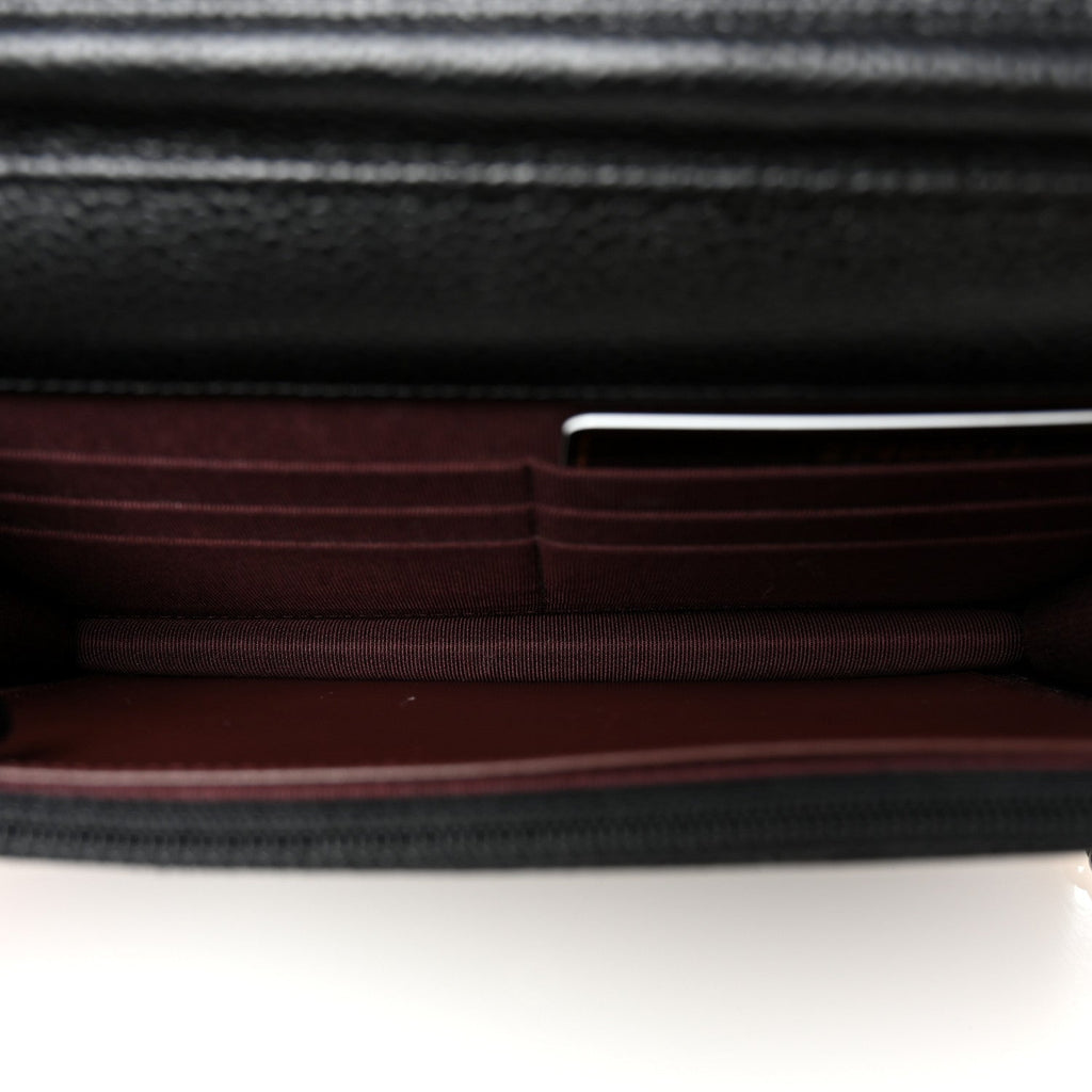 Caviar Quilted Wallet on Chain WOC Black
